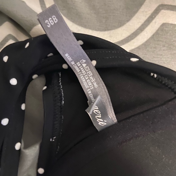 Aerie bikini top. 36B - Picture 3 of 3
